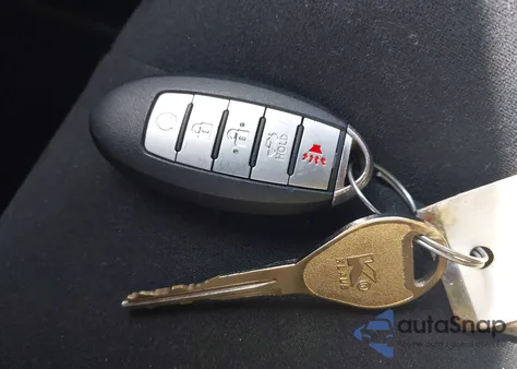 2013 Nissan Pathfinder S/Sv/Sl/Platinum from USA, damaged, VIN 5N1AR2MM6DC655332